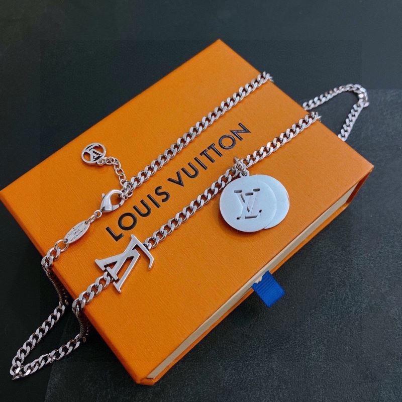 Louis Vuitton Necklaces